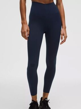 lululemon Glow Up™ Super-High-Rise Tight 25" Size 6